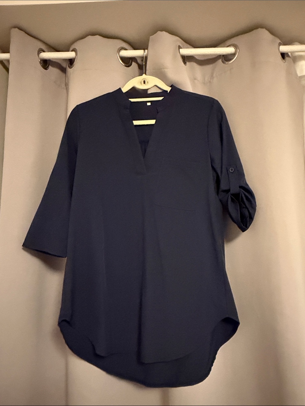 Women’s Navy V-Neck Roll-Sleeve Tunic Top
